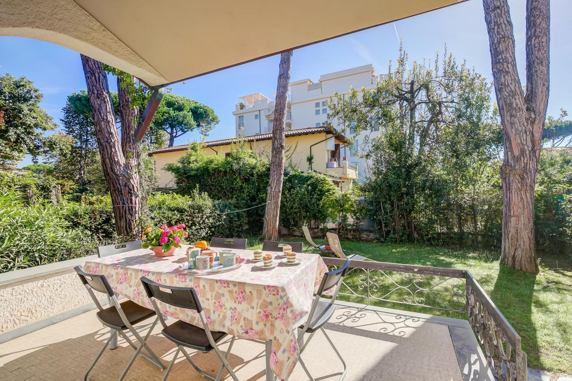 Casa Maddalena Al Mare 600M From Sea - Happy Rentals Marina di Pietrasanta Dış mekan fotoğraf