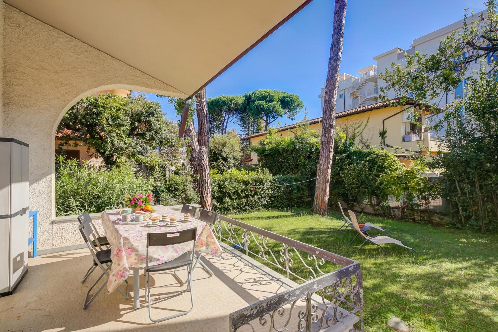 Casa Maddalena Al Mare 600M From Sea - Happy Rentals Marina di Pietrasanta Dış mekan fotoğraf