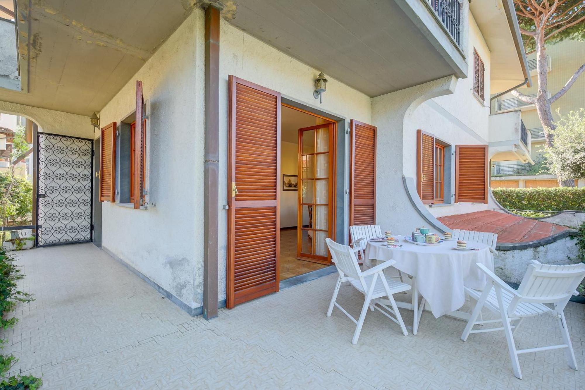 Casa Maddalena Al Mare 600M From Sea - Happy Rentals Marina di Pietrasanta Dış mekan fotoğraf